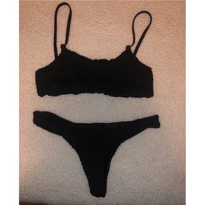 Black bikini set